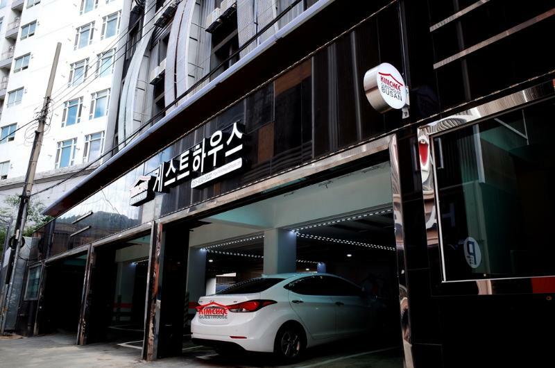 Kimchee Busan Downtown Guesthouse Dış mekan fotoğraf