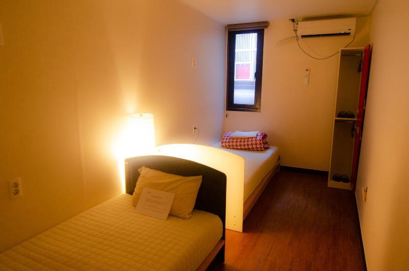 Kimchee Busan Downtown Guesthouse Dış mekan fotoğraf