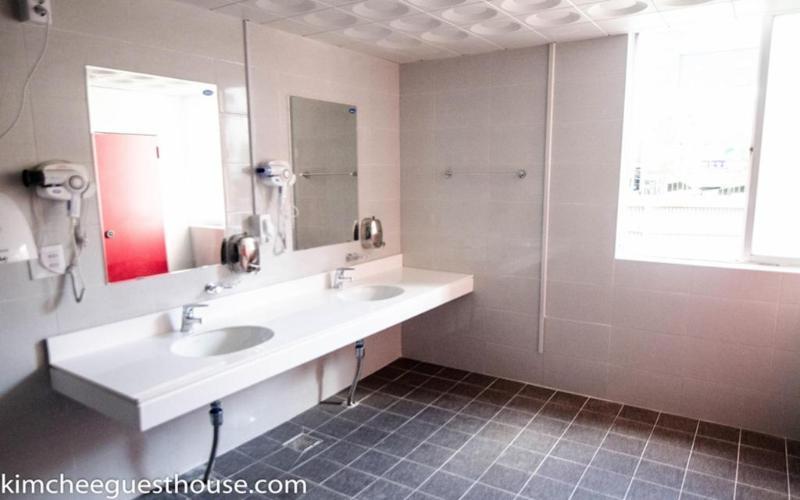 Kimchee Busan Downtown Guesthouse Dış mekan fotoğraf